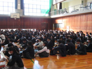 中学生が400人集合